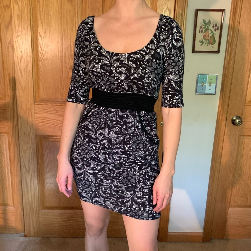 Myán cotton lace print dress w/ pockets, sz Small